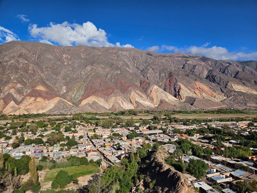 alrededores de Tilcara: paleta del pintor desde el mirador