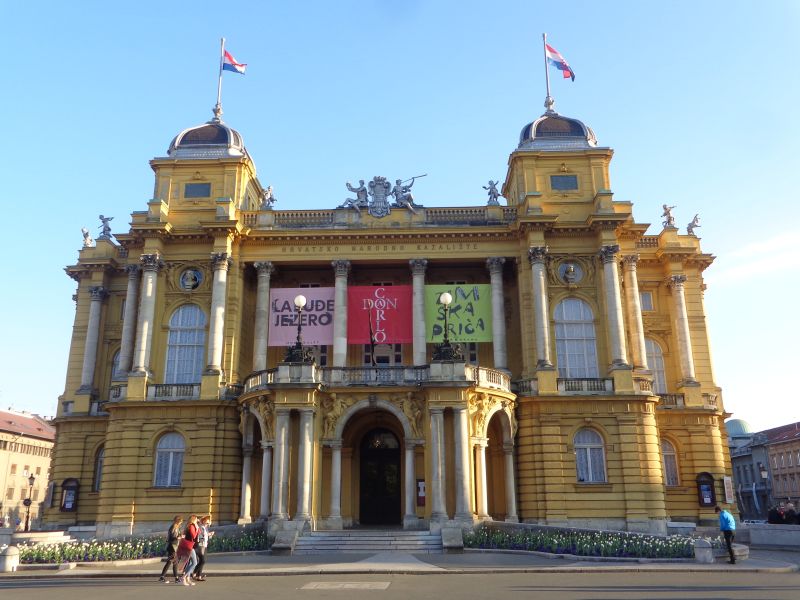 que ver en zagreb 14: Teatro Nacional